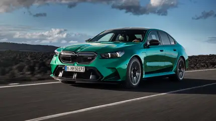 В России начали продавать первую BMW M5 нового поколения - цена неприятно удивит