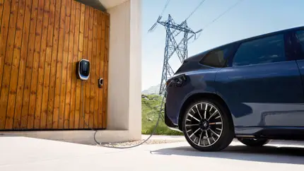 BMW превратил iX3 в электростанцию: 14 000 км в год можно ездить бесплатно