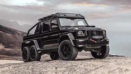 151 млн рублей: в Москве продают 6-колесный пикап Mercedes-AMG G 63