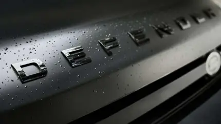 Land Rover показал экстремальный  Defender Octa