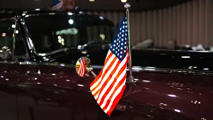 Tesla одна против всех — и пока выигрывает: как при Трампе поменялся американский автопром