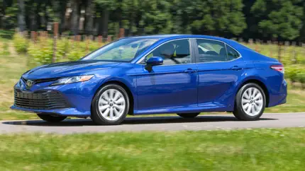 Kia, Hyundai или Toyota: эксперт назвали лучшие подержанные седаны бизнес-класса