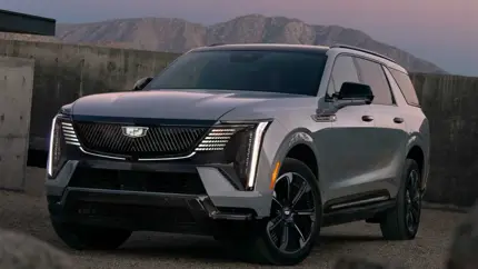 Новый Escalade IQL едет 710 км без бензина, но цена уже почти как у люкса