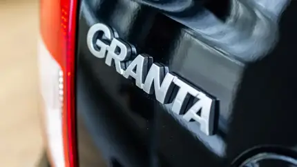 Полный «фарш»: АвтоВАЗ выпустил Lada Granta в новой комплектации Club Luxe