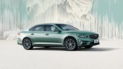 В Китае появился конкурент Toyota Camry - новинка появится и в России