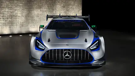 Компания Mercedes-Benz отмечает 130 лет в автоспорте особым Mercedes-AMG GT3 за 1 млн евро
