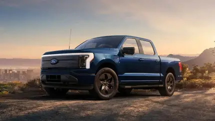 Ford ослепляет конкурентов: инновационная подсветка для дистанционной парковки