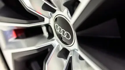 Audi представила обновленную модель S3 2025 модельного года