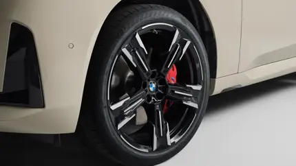 BMW готова удивить своих фанатов: X3 M станет электрокроссовером