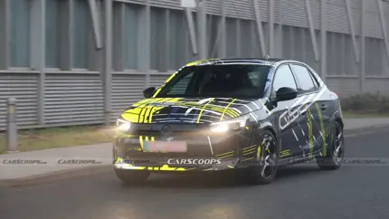 Stellantis решил погоняться с LADA Vesta Sport: компакт выйдет на дороги с гоночной трассы