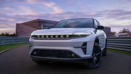 Дебютировал электрический Jeep Wagoneer S: он быстрее самой мощной Tesla Model Y