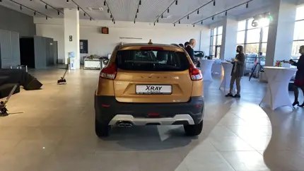 В России выставили на продажу LADA Xray Cross: автомобиль без пробега