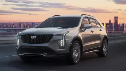 Кроссовер Cadillac XT4 стали продавать дешевле, чем Lada Aura