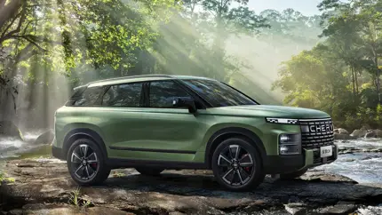 В России появился новый практичный кроссовер Chery