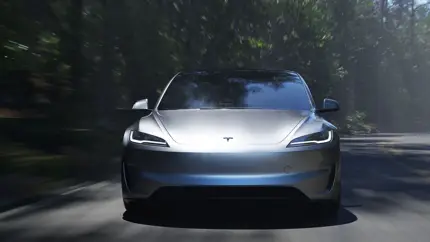 В Россию приехала самая мощная Tesla Model 3: сколько она стоит