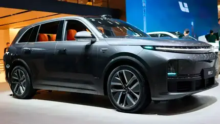 BMW, Toyota и Land Rover: с кем соперничают китайские гибриды Lixiang