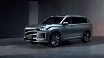 Премиум-бум: продажи дорогих авто в РФ растут «как на дрожжах»