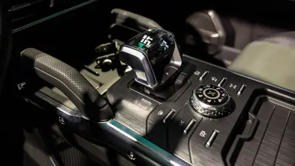 Механика с душой: как Ferrari, Pagani и Jaguar превратили переключение передач в искусство