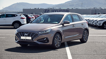 Стартовали продажи новых хэтчбеков и универсалов Hyundai i30 в России