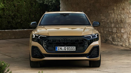 Audi обновила флагманский кроссовер Audi Q8